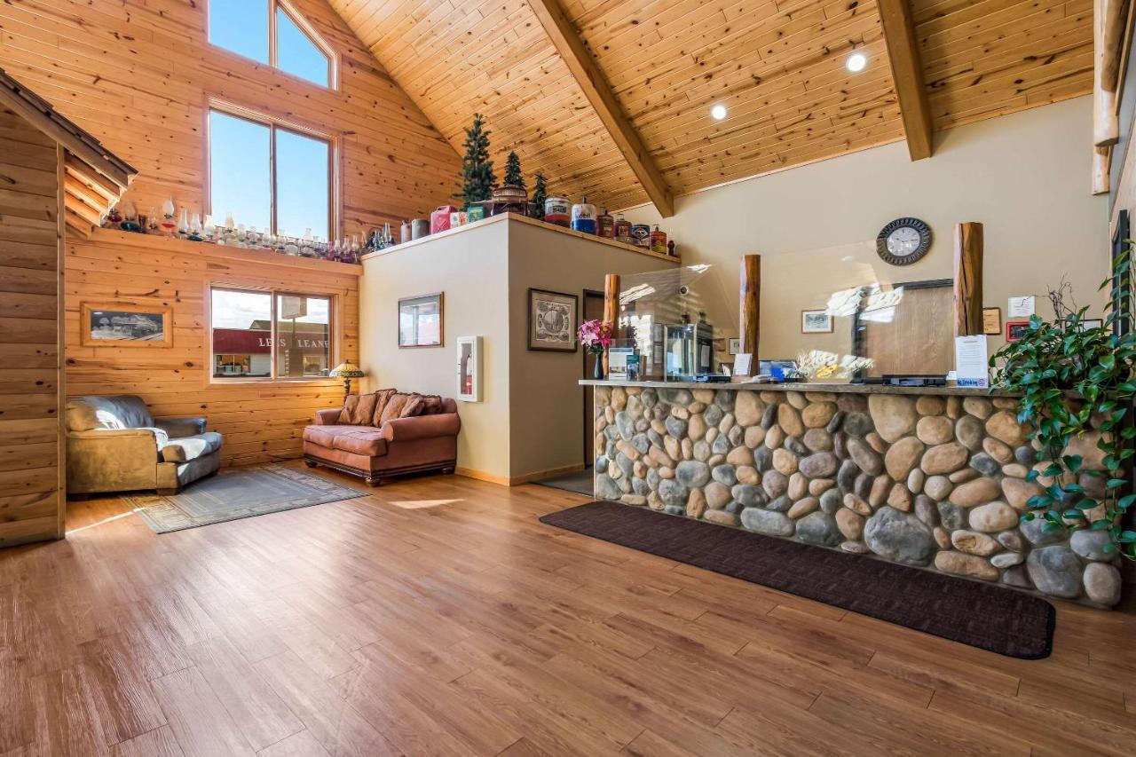 Econo Lodge Rice Lake Экстерьер фото